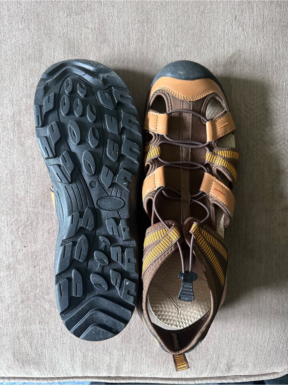 Men's Brown and Tan Closed-Toe Outdoor Sandals NWOT - Picture 2 of 4